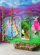 Orlando Resort Retreat Theme Park Haven 8 Bedroom Home by Overmoon