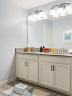 Orlando Resort Retreat Fun-filled Family Haven 5 Bedroom Home