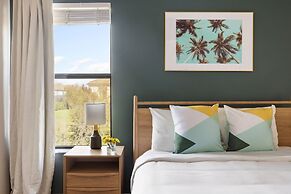 Scenic Seclusion Shadow Mountain Home 8 Bedroom Home by Overmoon