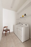 Flamingo Grove Windsor Island Getaway 5 Bedroom Home