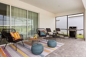 Flamingo Grove Windsor Island Getaway 5 Bedroom Home