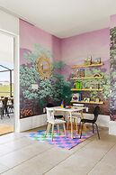 Flamingo Grove Windsor Island Getaway 5 Bedroom Home