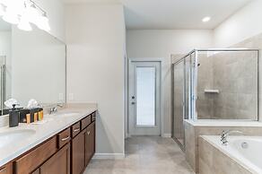 Flamingo Grove Windsor Island Getaway 5 Bedroom Home