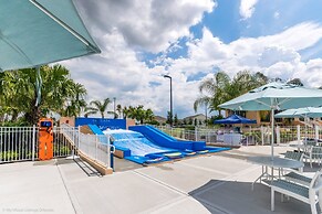 Coconut Breeze Getaway - Resort Facilities Access 9 Bedroom Home by Ov