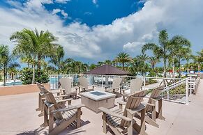 Coconut Breeze Getaway - Resort Facilities Access 9 Bedroom Home by Ov