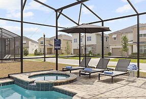 Coconut Breeze Getaway - Resort Facilities Access 9 Bedroom Home by Ov