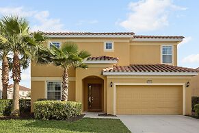 Tranquil Broad Oak Resort-style Retreat 8 Bedroom Home by Overmoon