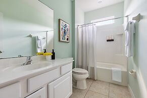 Tranquil Broad Oak Resort-style Retreat 8 Bedroom Home by Overmoon