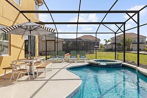 Tranquil Broad Oak Resort-style Retreat 8 Bedroom Home by Overmoon