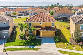 Tranquil Broad Oak Resort-style Retreat 8 Bedroom Home by Overmoon