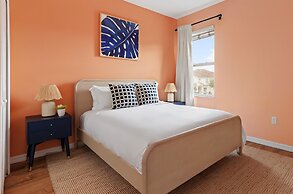 Tranquil Broad Oak Resort-style Retreat 8 Bedroom Home by Overmoon