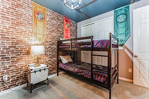 Coconut Breeze With Private Backyard Pool And Spa 5 Bedroom Home