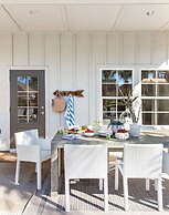 Miramar Dream House - Hot Tub, Tiki Bar, Game Room 7 Bedroom Home by O