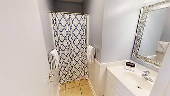 Poolside Villas 308 2 Bedroom Condo by RedAwning