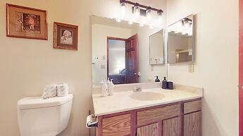 Mammoth Sierra Townhomes #23 4 Bedroom Condo by RedAwning