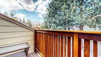 Mammoth Sierra Townhomes #23 4 Bedroom Condo by RedAwning