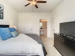 3 Bed Resort Condo Near Disney 3 Bedroom Condo by RedAwning