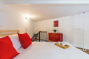 Art Apartment at Sanità