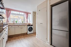 Charming 4BR River Thames & Tate Britain