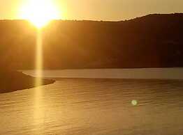 Bernard Sea View Apartments