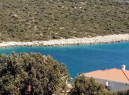 Bernard Sea View Apartments