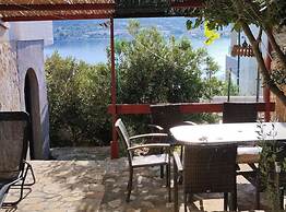 Bernard Sea View Apartments