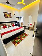 Hotel PSR Residency - near Temple & Ghat