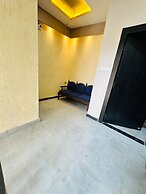 Hotel PSR Residency - near Temple & Ghat