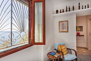 Yellow Suite sul Lungomare di Recco