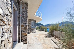 Yellow Suite sul Lungomare di Recco