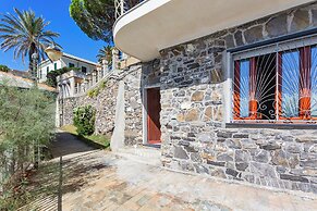 Yellow Suite sul Lungomare di Recco