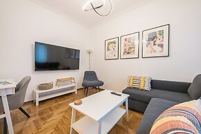 The Business Suite by Cloudkeys