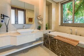 Abogo Da Nang OceanFront Luxury Villa