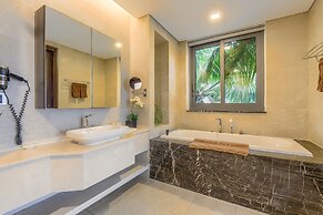 Abogo Da Nang OceanFront Luxury Villa