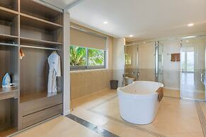 Abogo Da Nang OceanFront Luxury Villa
