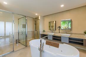 Abogo Da Nang OceanFront Luxury Villa
