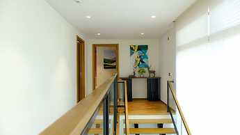 Abogo Da Nang OceanFront Luxury Villa