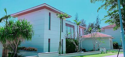 Abogo Da Nang OceanFront Luxury Villa