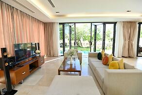 Abogo Da Nang OceanFront Luxury Villa