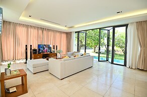 Abogo Da Nang OceanFront Luxury Villa