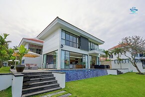 Abogo Da Nang OceanFront Luxury Villa