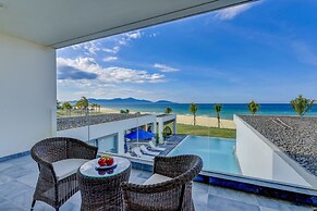 Abogo Da Nang OceanFront Luxury Villa