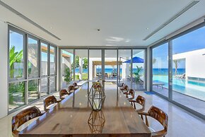 Abogo Da Nang OceanFront Luxury Villa