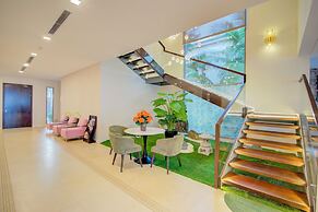 Abogo Da Nang OceanFront Luxury Villa