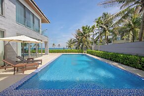 Abogo Da Nang OceanFront Luxury Villa