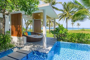 Abogo Da Nang OceanFront Luxury Villa