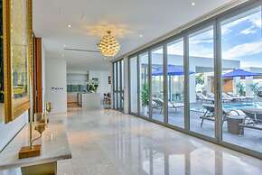 Abogo Da Nang OceanFront Luxury Villa