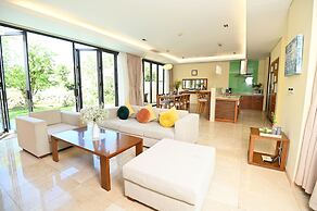 Abogo Da Nang OceanFront Luxury Villa