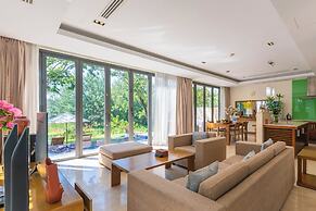 Abogo Da Nang OceanFront Luxury Villa