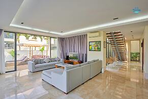 Abogo Da Nang OceanFront Luxury Villa